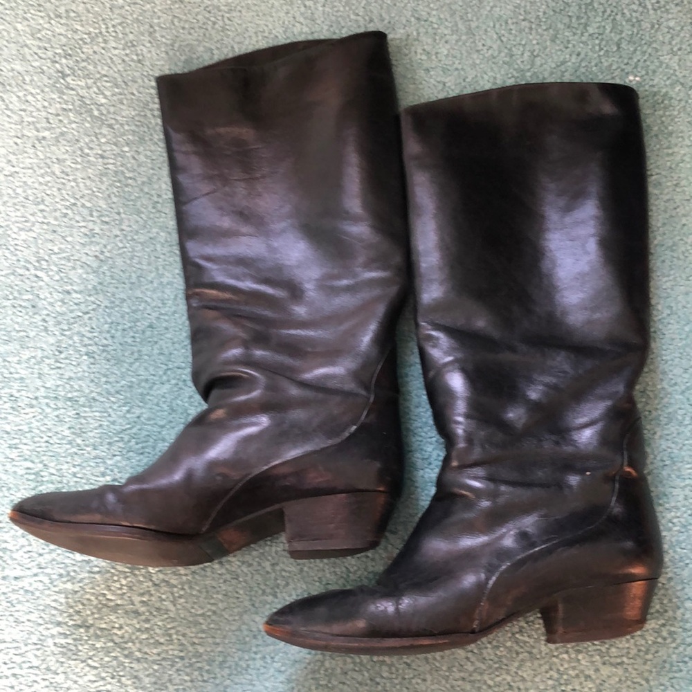 Johnston and Murphy wide calf leather boots